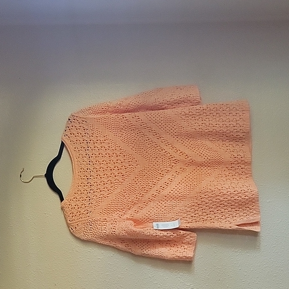 Top - Picture 2 of 5